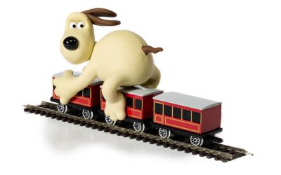 Wallace & Gromit Wrong Trousers - Gromit & Coaches - Diecast CC80603 - Corgi