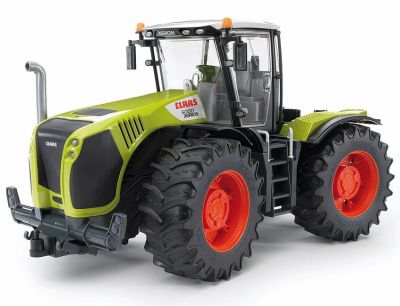 Claas Xerion 5000 Tractor - Bruder 03015 Scale 1:16