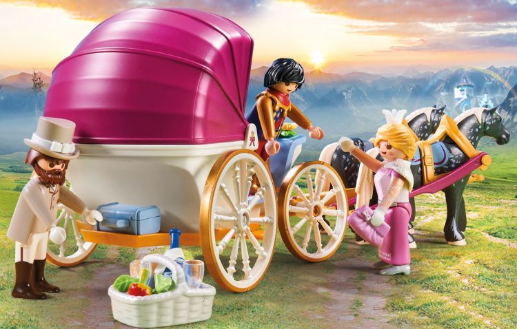 Princess Horse Drawn Carriage Playset & Accessories - 70449